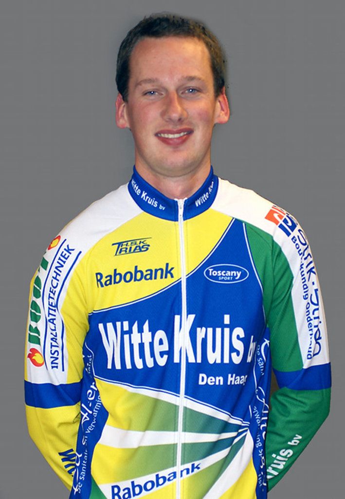 Gambling portrayal featuring a European athlete