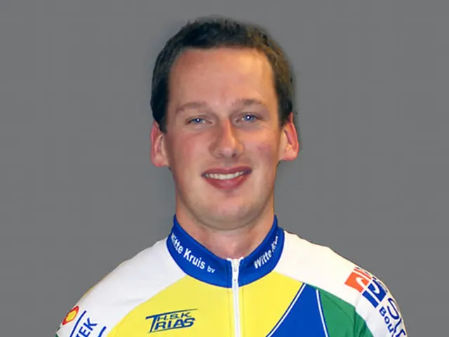 European player's photo shoot against a gambling themed background